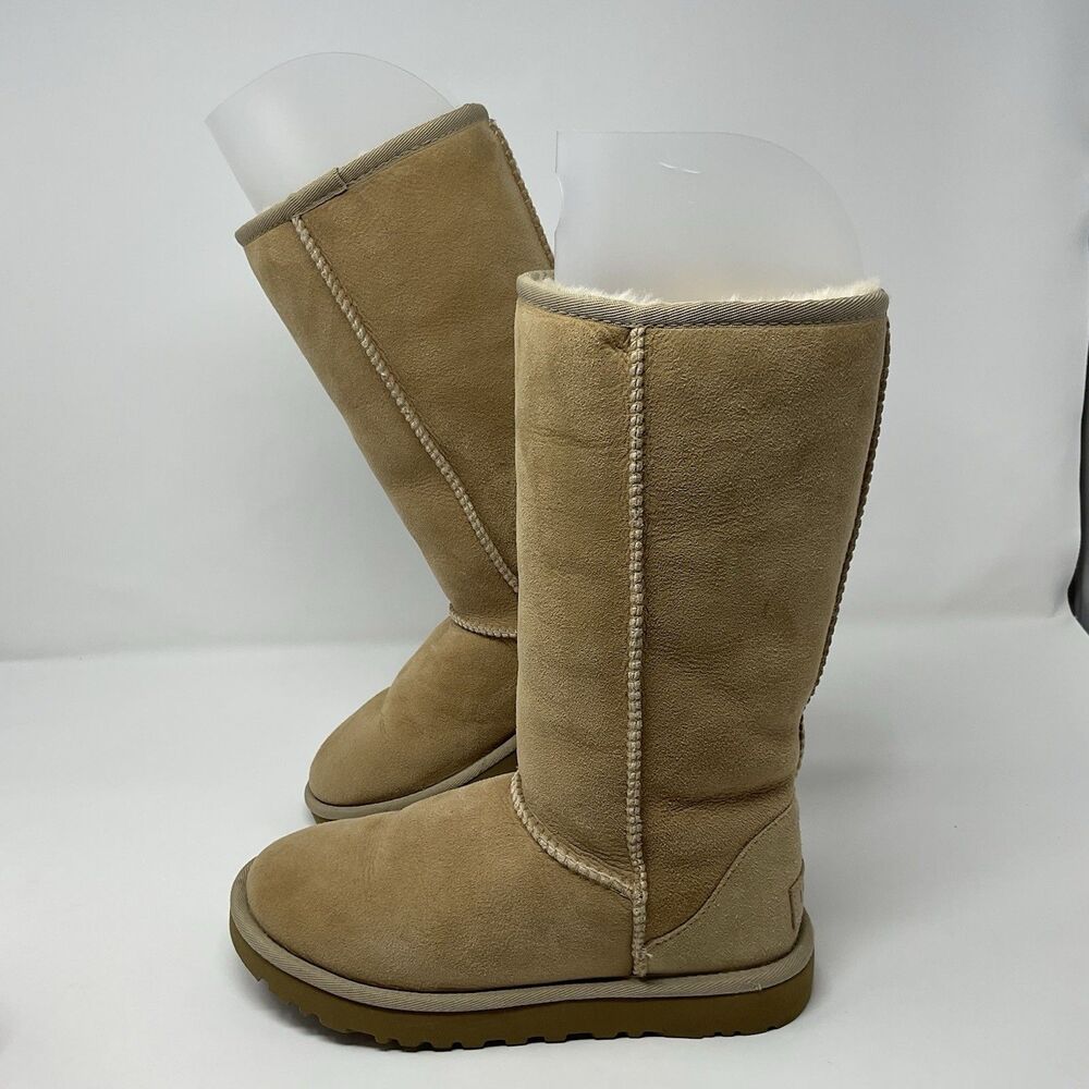UGG Classic Tall II 1016224 Sand Suede Boots Women’s Size 5 Sheepskin Winter